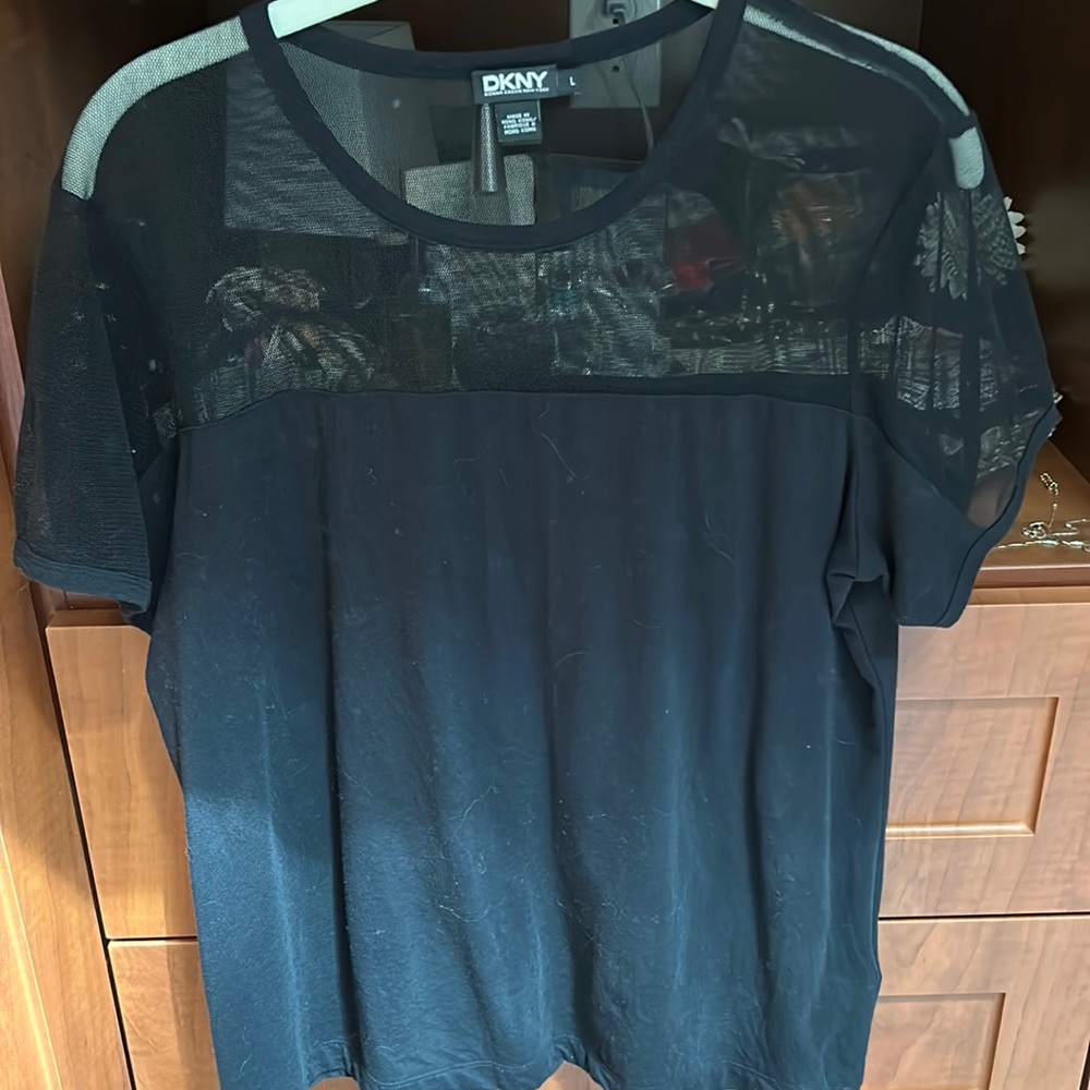 Tee shirt